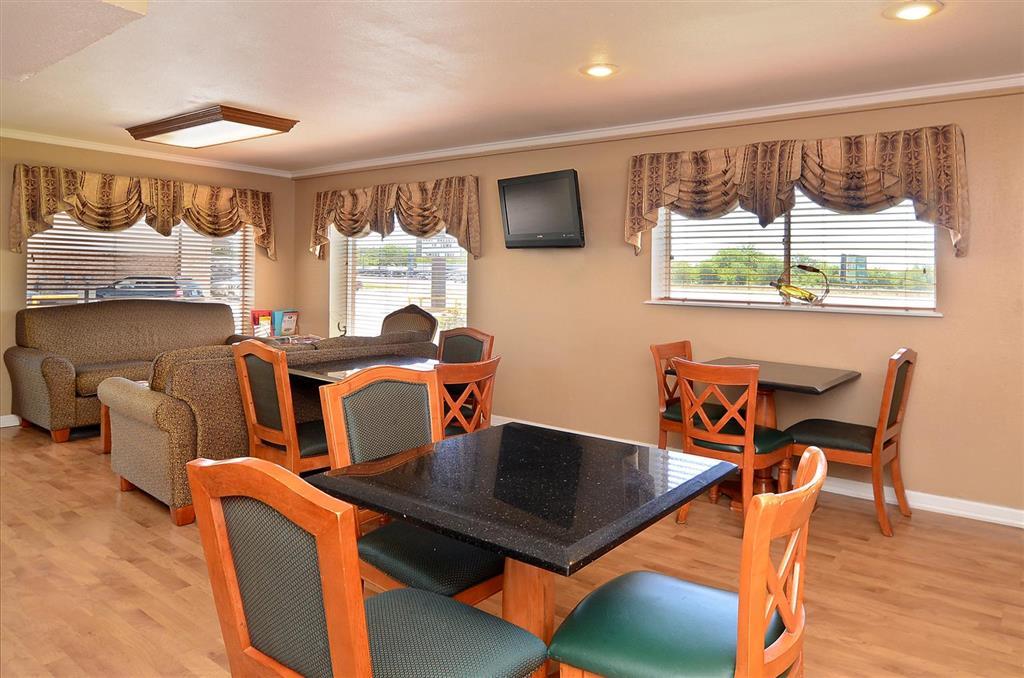 Americas Best Value Crosstimbers Motel 2*